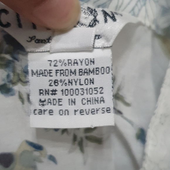 Citron Santa Monica Oriental Inspired Button Down Shirt - Picture 4 of 7